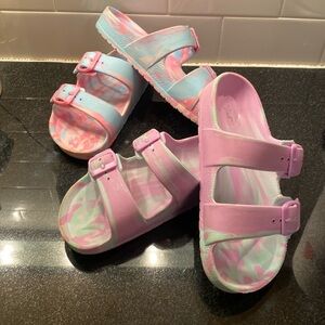 Cat & Jack sandal bundle. Size 1 girls